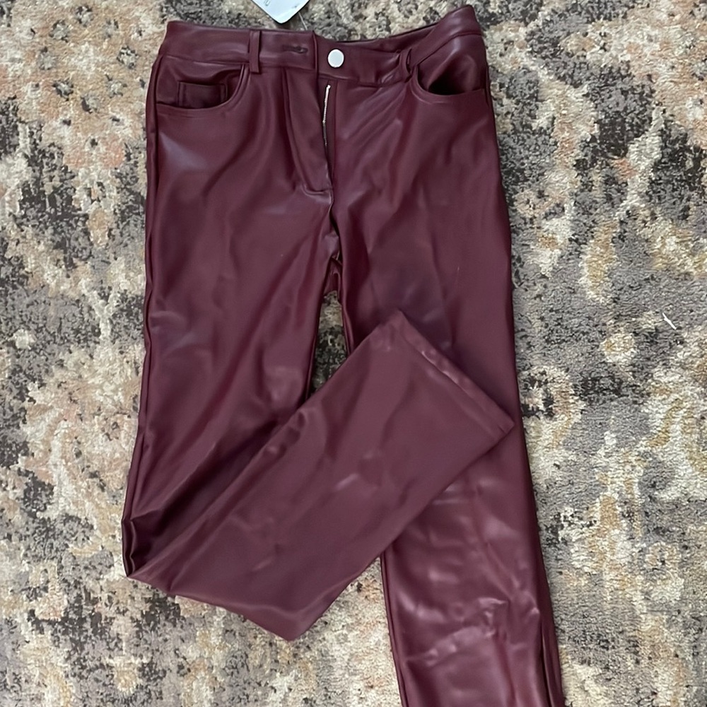 ✨FOREVER 21 Burgundy Faux Leather Pants✨